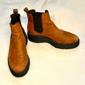 Paul Green Elysee Cushioned Suede Nubuck Wedge Ankle Boots w/ cleaner!